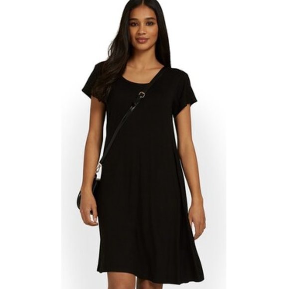 New York & Company Dresses & Skirts - New York & Company Black Scoopneck Swing Dress
